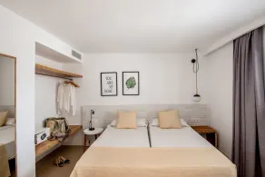 Apartamentos Es Pujols - Emar Hotels - Rom