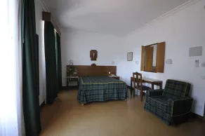 Flag Hotel Fátima Irmãs Dominicanas - Værelse