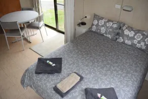 Bega Caravan Park - Habitación