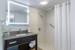 Clarion Inn & Suites Kissimmee-Lake Buena Vista South - Salle de bain
