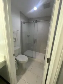 La Palma Motel - South Gate - LA area - Bathroom