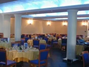Estella Club & Beauty - Restaurante