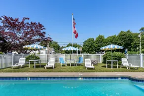 The Beaches Guestrooms and Cottages - Piscine
