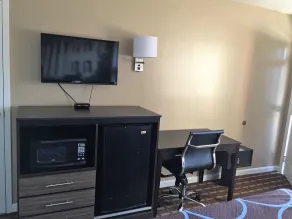 Super 8 by Wyndham Ocean Springs Biloxi - Chambre