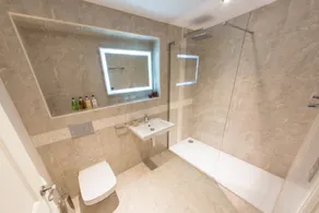 The Bower Inn - Baño