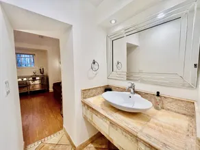 Swann House - Salle de bain