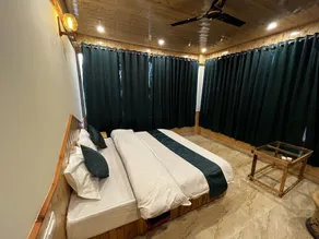 Hotel Mid Orchard Kasol -River Side - Room