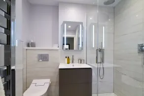 Cheval Harrington Court at South Kensington - Bathroom