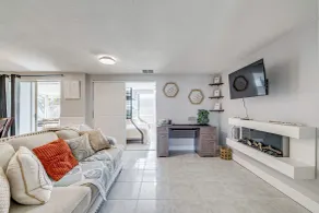 6 Mi to Hudson Beach! Pet-friendly Retreat w/ Yard - Interiör