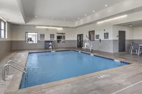 Best Western Plus Executive Residency Jackson Northeast - Piscine