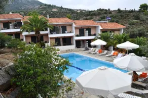 Phaistos Hotel - Basseng
