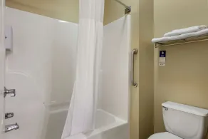 Best Western Plus Searcy Inn - Salle de bain