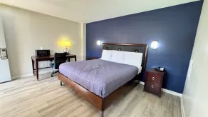 Economy 7 Inn Near Hampton University VA - Chambre