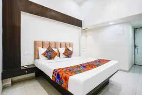 FabHotel Saroj Inn - Mumbai Naka - Rom