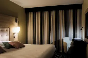 Logis LE RABELAIS Hôtel- Restaurant - SPA - Ausblick vom Zimmer