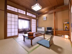 Yamamoto Ryokan - Chambre