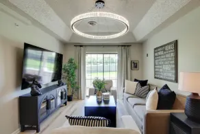 The Saint Hotel: Boutique Suite Near Overland Park - Interiør