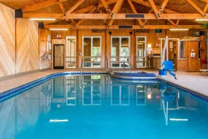 Quality Inn & Suites Houghton Downtown - Piscine