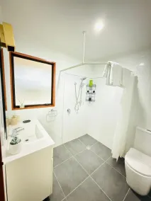 City Court - Baño