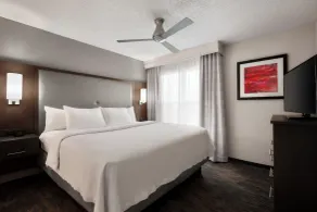 Addison Suites - Chambre