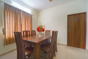 Chakraa Hotels Saravanampatti - Magasin de designer
