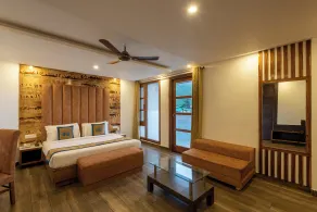 Meghavan Resort By DLS Hotels - Chambre