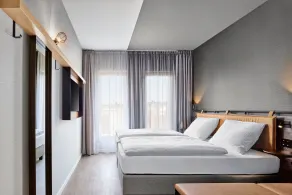 H2 Hotel Saarbrücken, Trademark by Wyndham - Room
