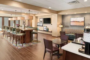 Hampton Inn Lincoln Airport - Réception