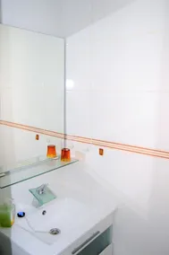 Holyday Center A02 - Bathroom