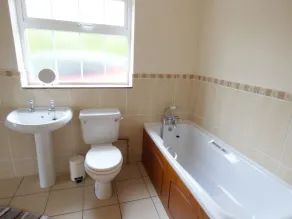 The Slate House - Bathroom