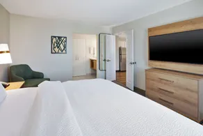 Staybridge Suites Omaha 80th and Dodge by IHG - Chambre