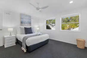 Noosa Entrance Waterfront Resort - Room