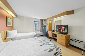 Red Roof Inn Branson - Room