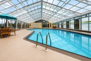 Quality Inn and Conference Centre - Pool