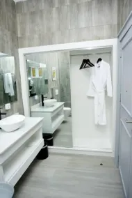 The Hague Maitama - Bathroom
