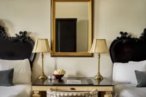 French Quarter Inn - Room