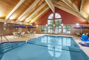 AmericInn by Wyndham Greenville - Piscina