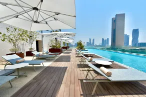Hilton Garden Inn Bahrain Bay - Pool