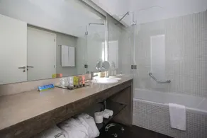 Mosteiros Place - Badezimmer