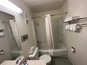 Simple Rewards Inn - Chambre