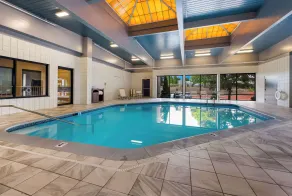 Best Western Executive Hotel New Haven-West Haven - Piscine