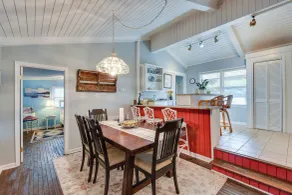 Waterfront Lake Hartwell Vacation Rental w/ Dock! - Innvendig