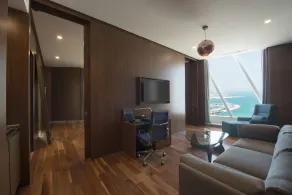 Wyndham Grand Manama - Room