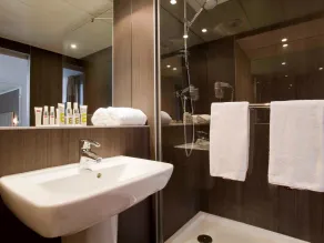 Mercure Versailles Chateau - Bathroom