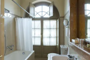Villa Fenaroli Palace Hotel - Badezimmer