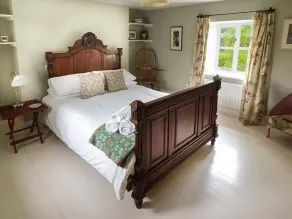Gatehouse - Room