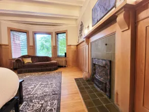 Historic GG Barnum Mansion by Heirloom Boutique Collection - Zimmer