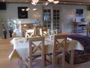 Best Bed - Restaurant