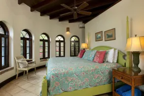 Peter Bay Gatehouse - Room