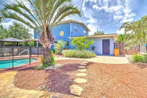 Spacious Satellite Beach Home: Walk to Shore! - Interiør